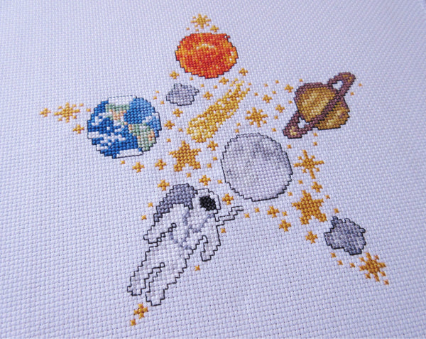 Space Star cross stitch pattern (astronaut version) - ideal for astronomy fans
